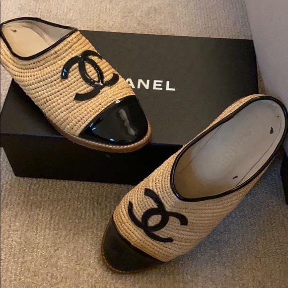 Chanel espadrille sandals - Picture 1 of 4